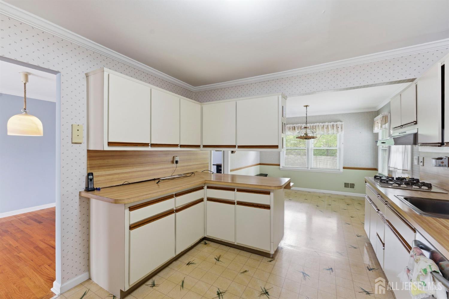 57 Mitchell, Piscataway, NJ, 08854