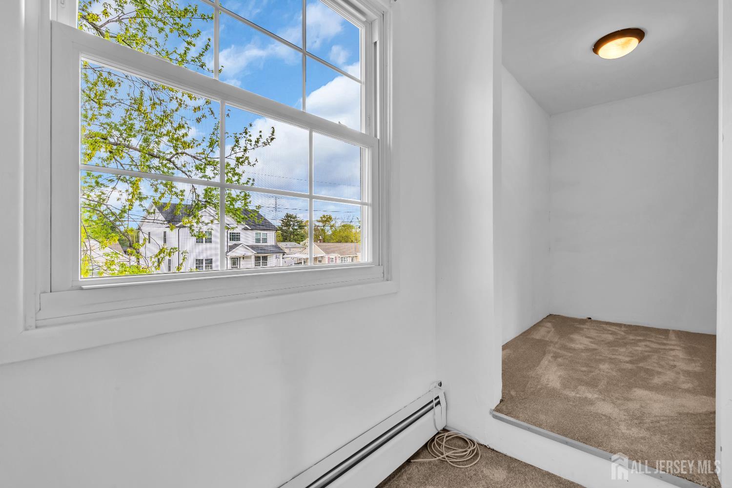 52 Walnut, Edison, NJ, 08817