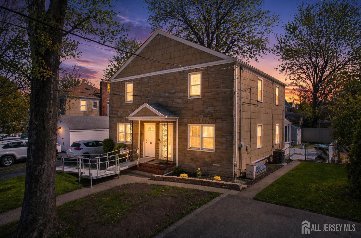 32 Robins, Metuchen, NJ, 08840