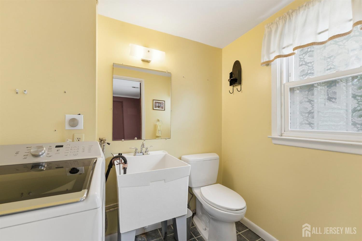 57 Mitchell, Piscataway, NJ, 08854