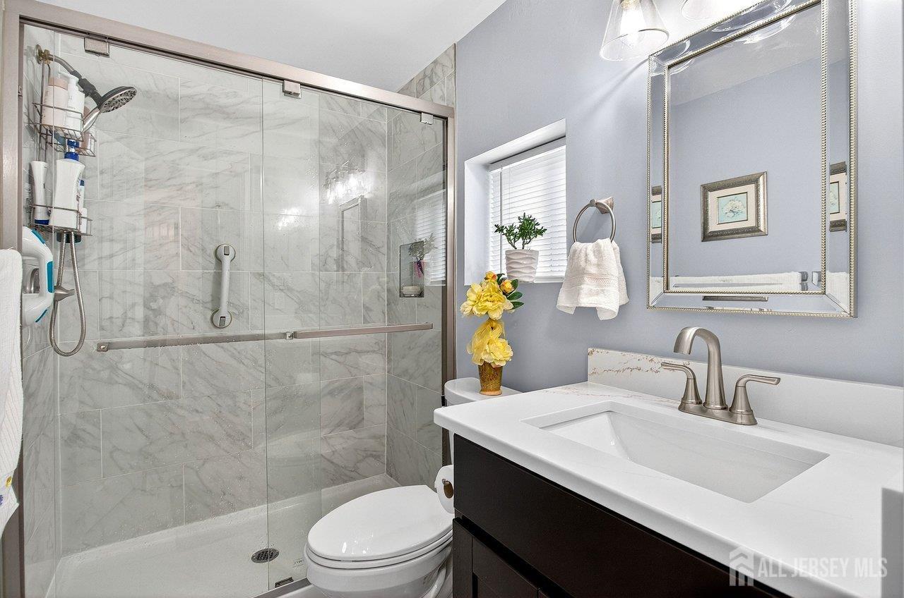 722 Livingston, North Brunswick, NJ, 08902