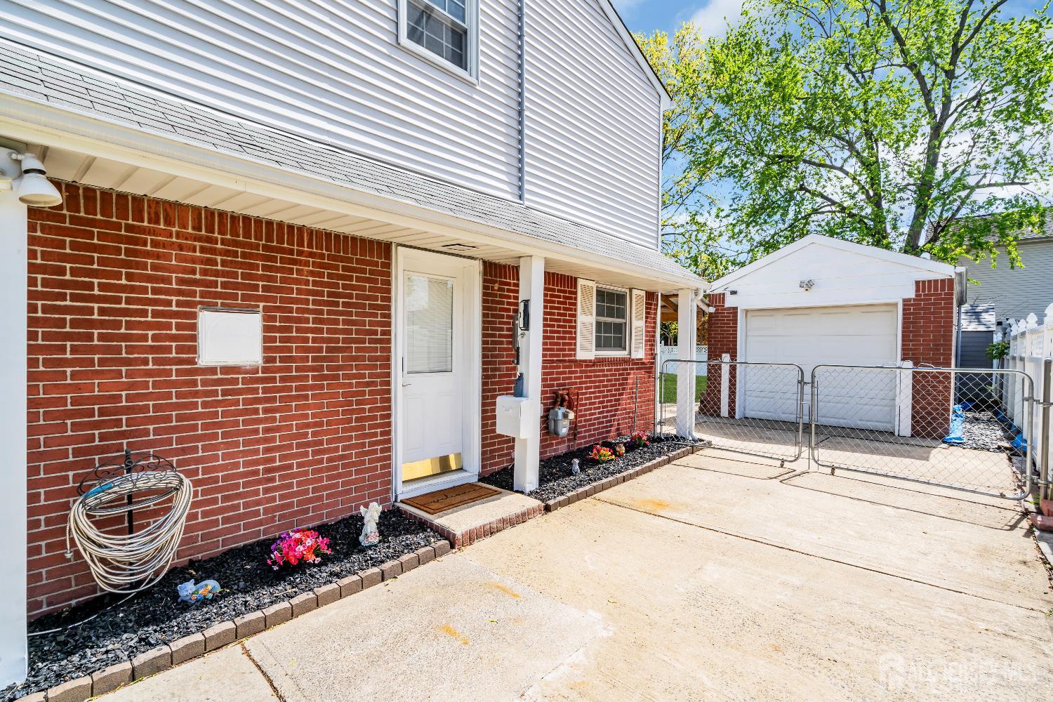 52 Walnut, Edison, NJ, 08817