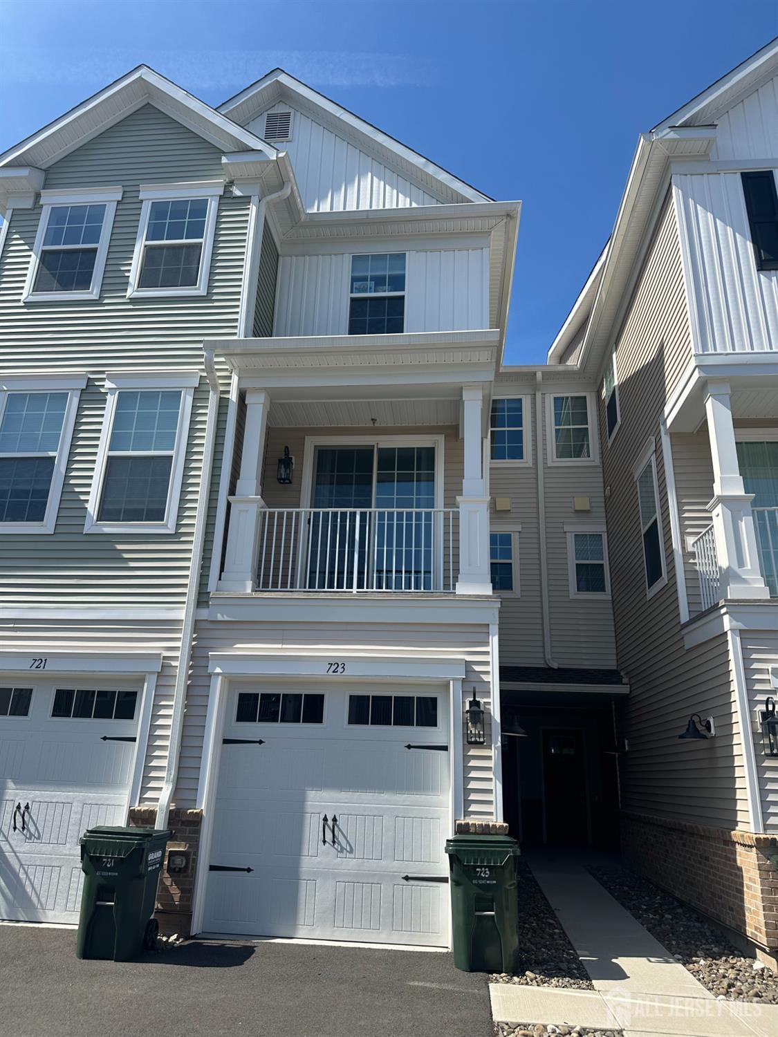 7 Cactus, Edison, NJ, 08820