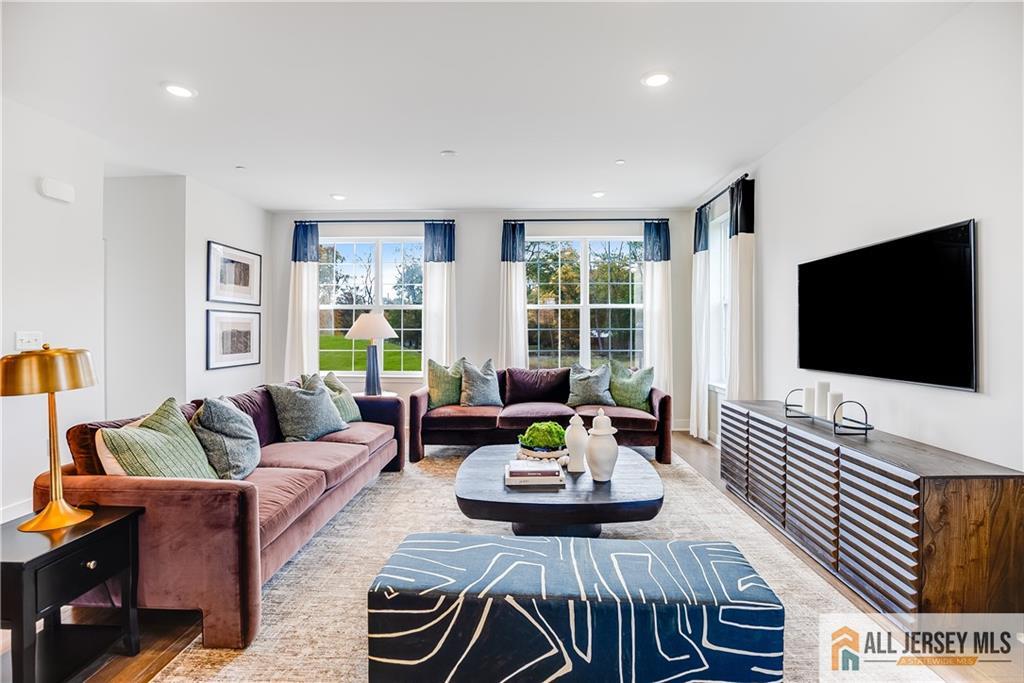 102 Fred Clark, Pennington, NJ, 08534