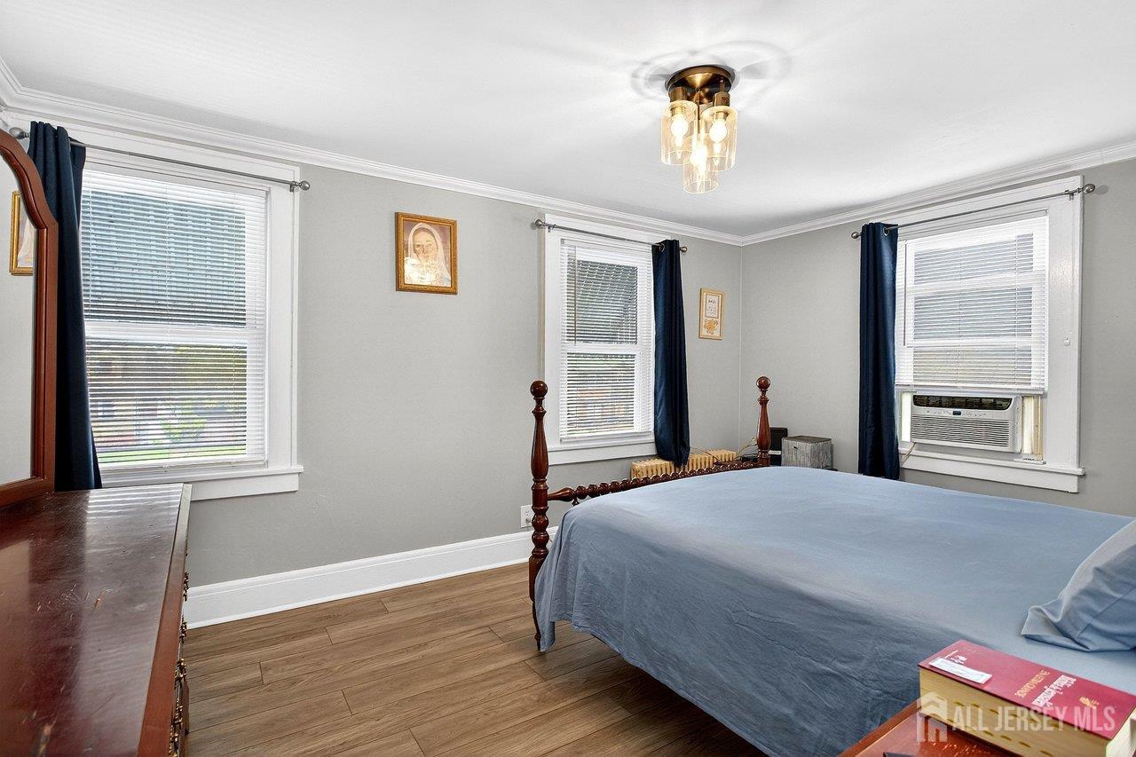 722 Livingston, North Brunswick, NJ, 08902