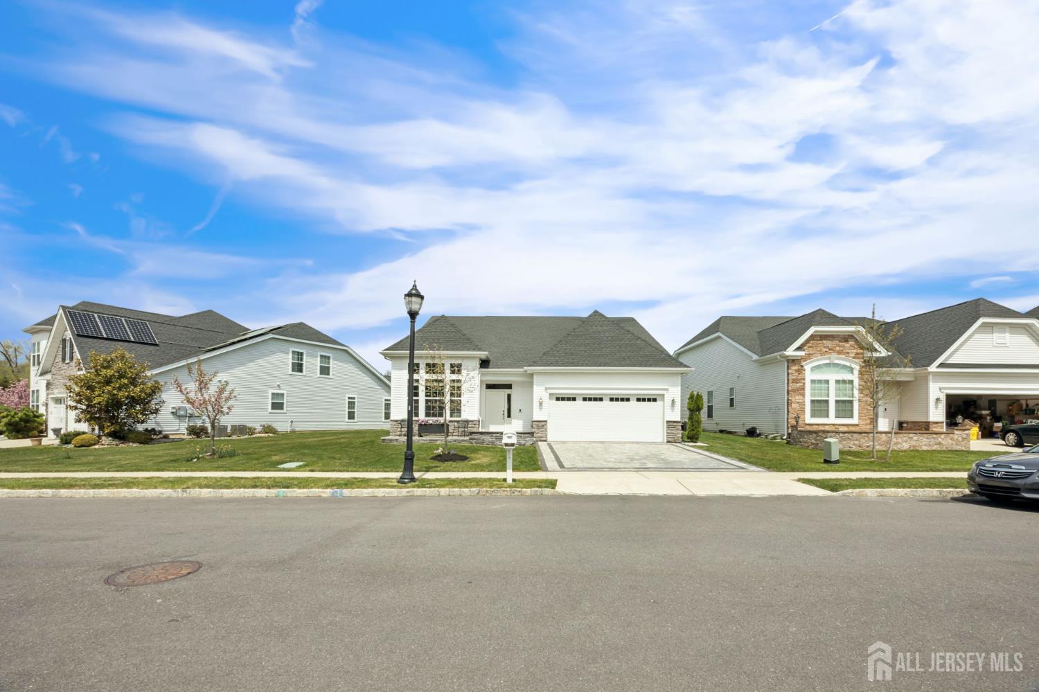 Homes for Sale in South Brunswick, NJ