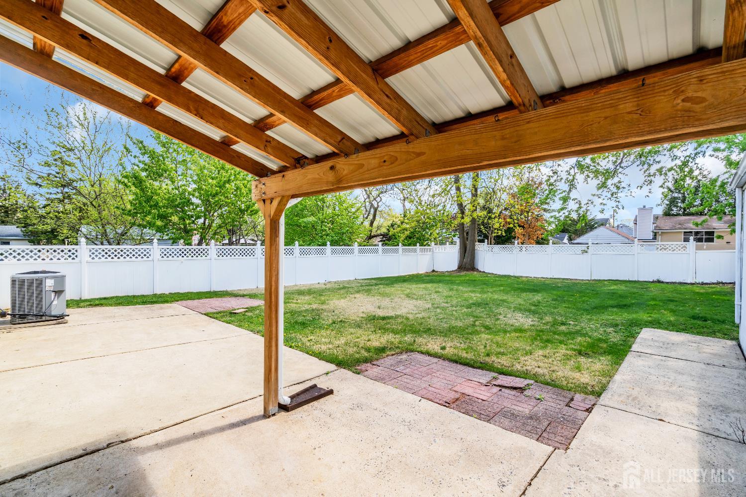 52 Walnut, Edison, NJ, 08817