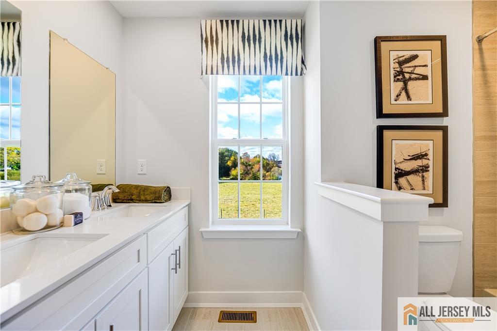 102 Fred Clark, Pennington, NJ, 08534