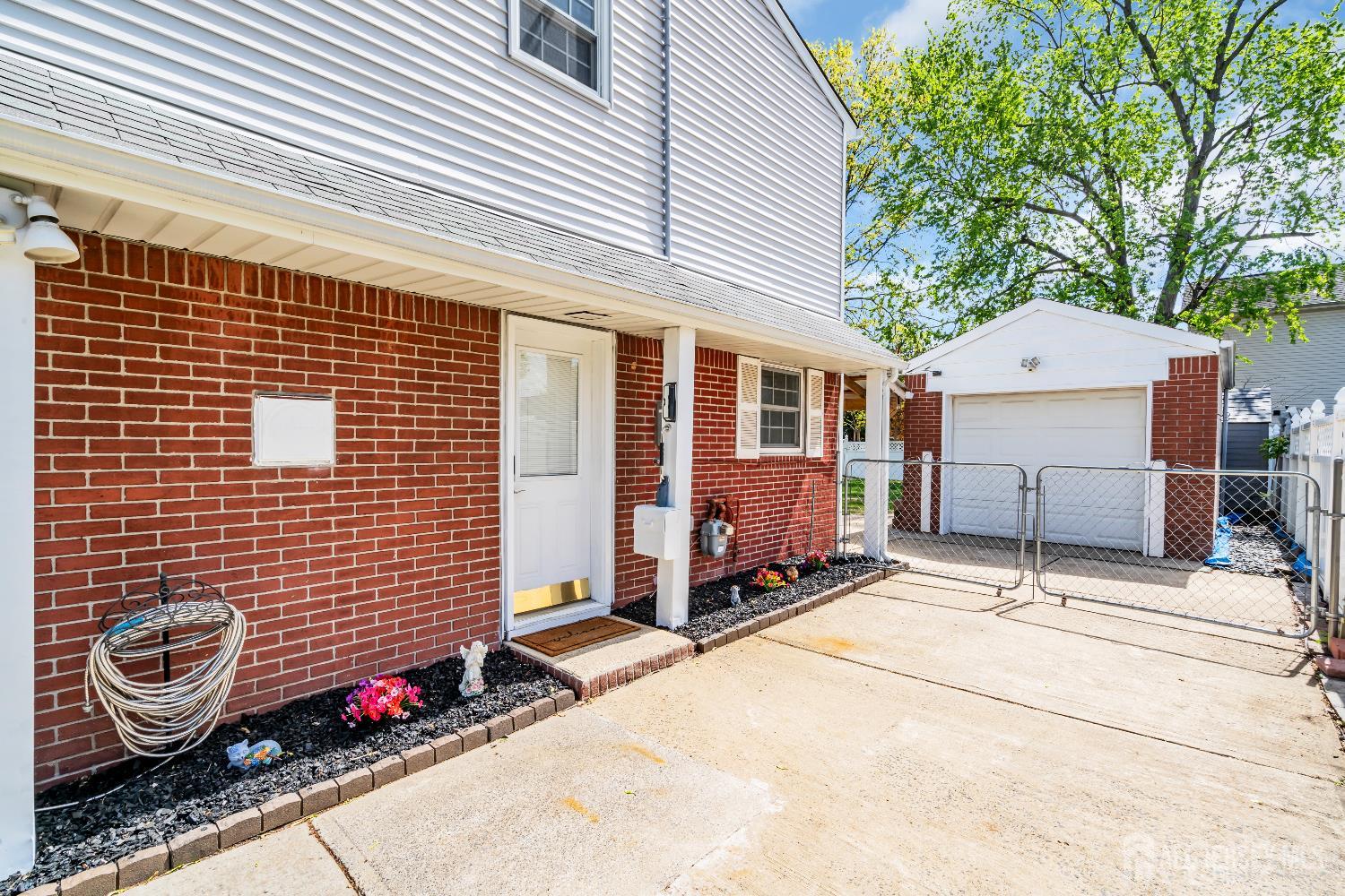 52 Walnut, Edison, NJ, 08817