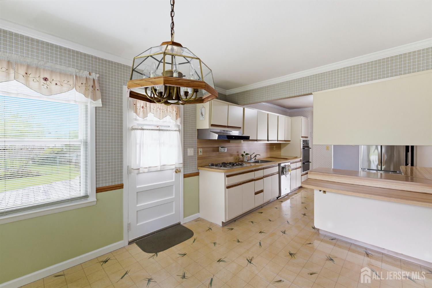 57 Mitchell, Piscataway, NJ, 08854