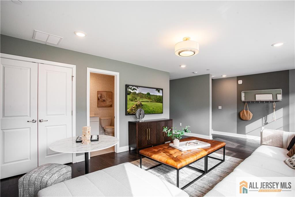 511 John Vanzandt, Hopewell Twp, NJ, 08560