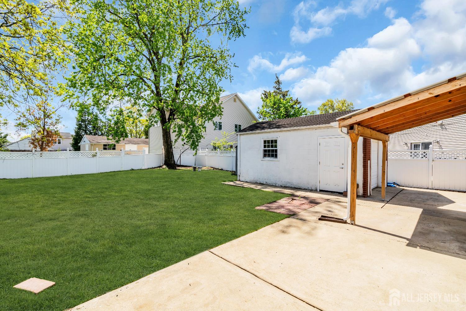 52 Walnut, Edison, NJ, 08817