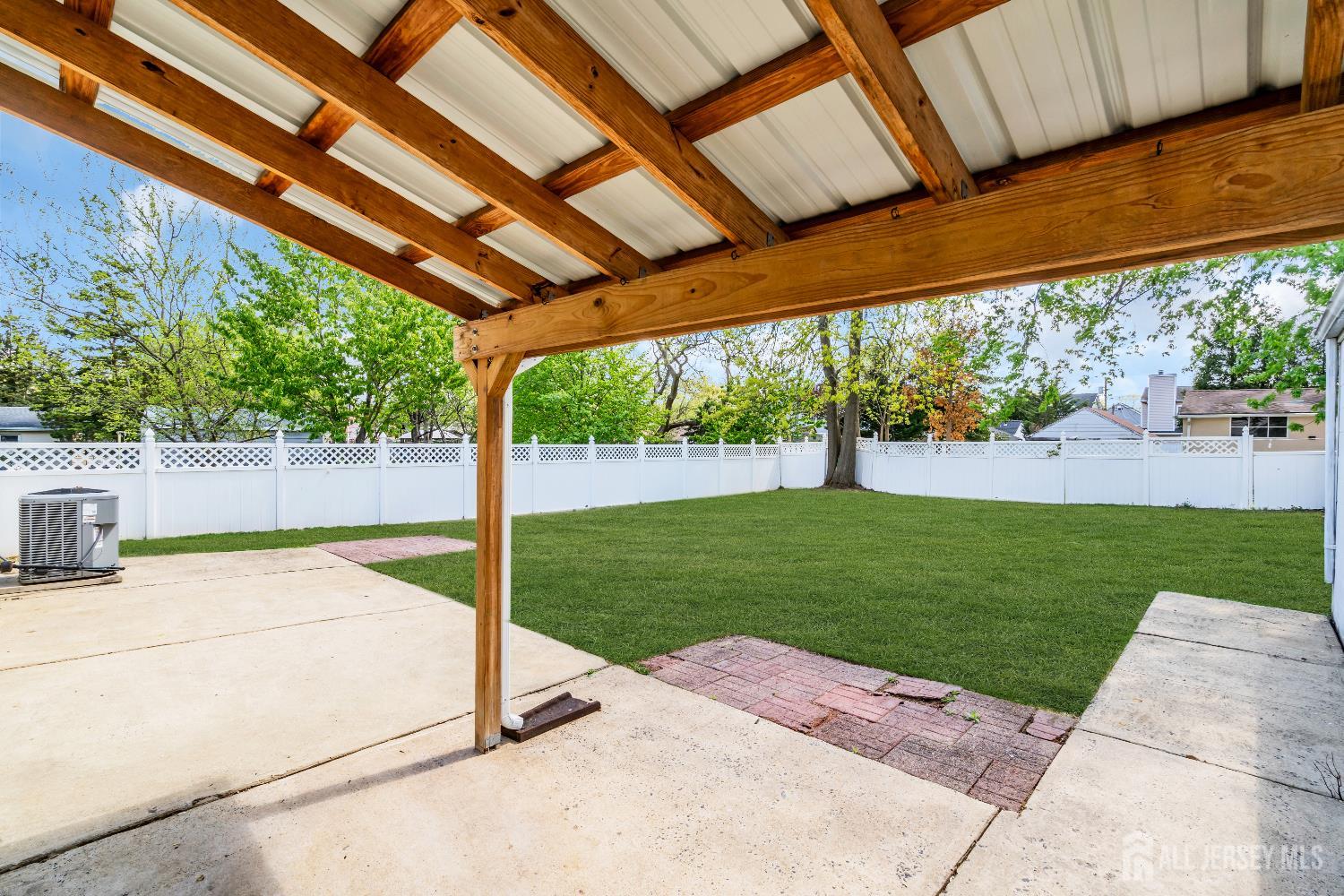 52 Walnut, Edison, NJ, 08817