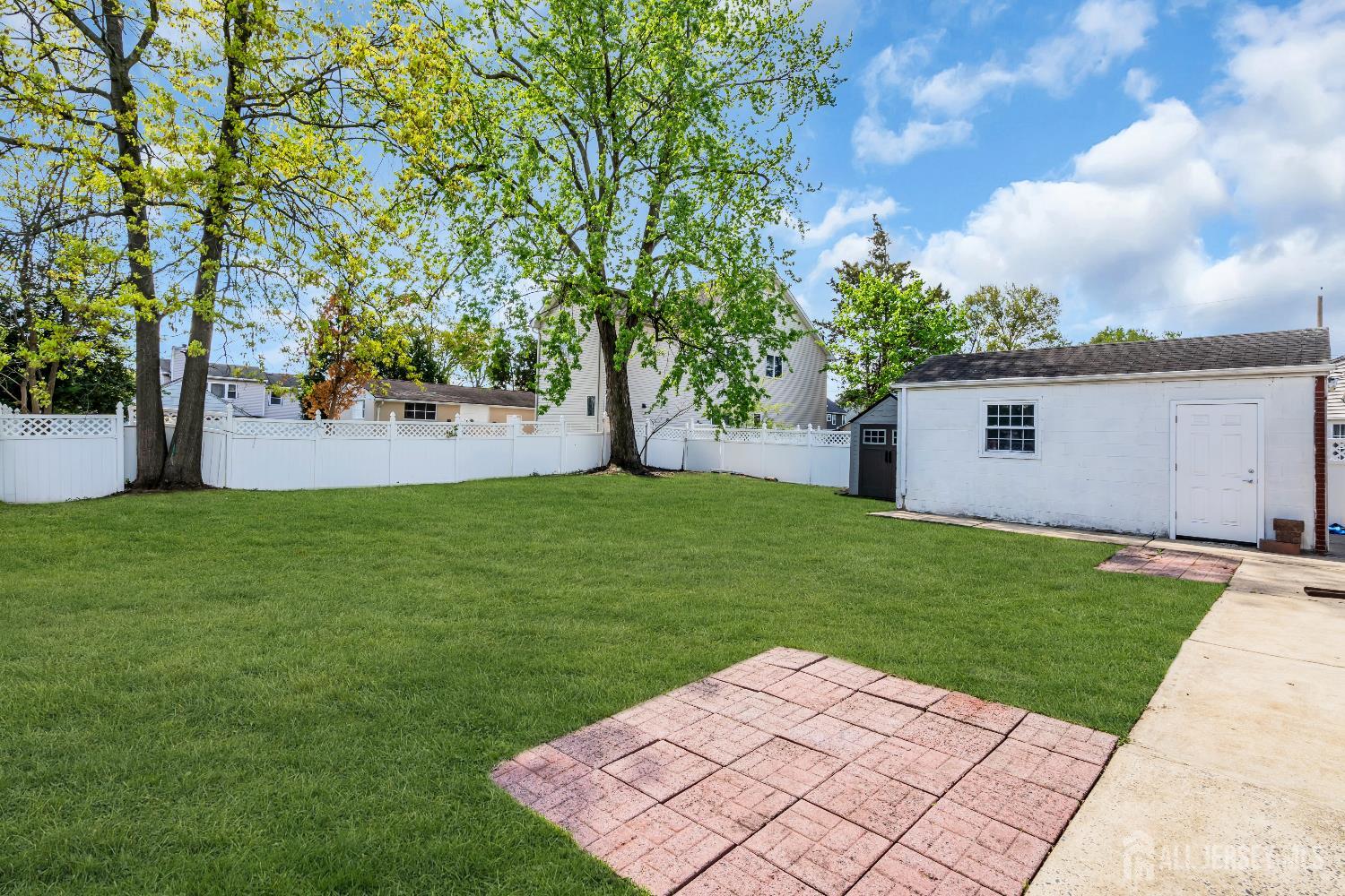 52 Walnut, Edison, NJ, 08817