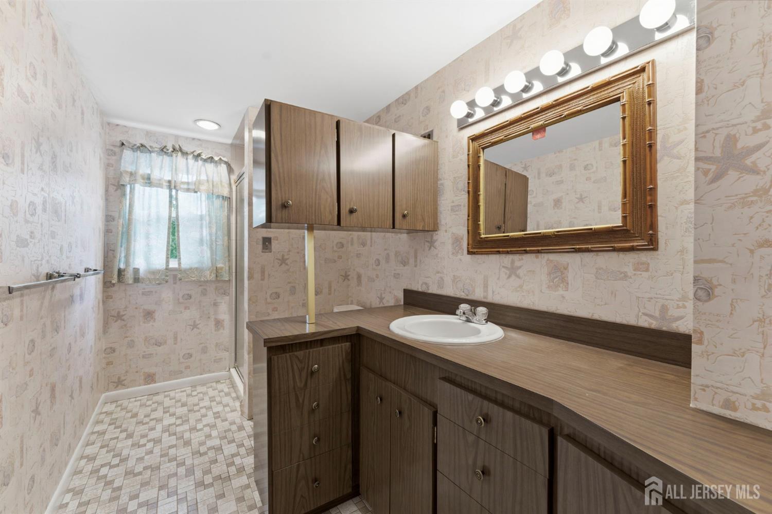 57 Mitchell, Piscataway, NJ, 08854