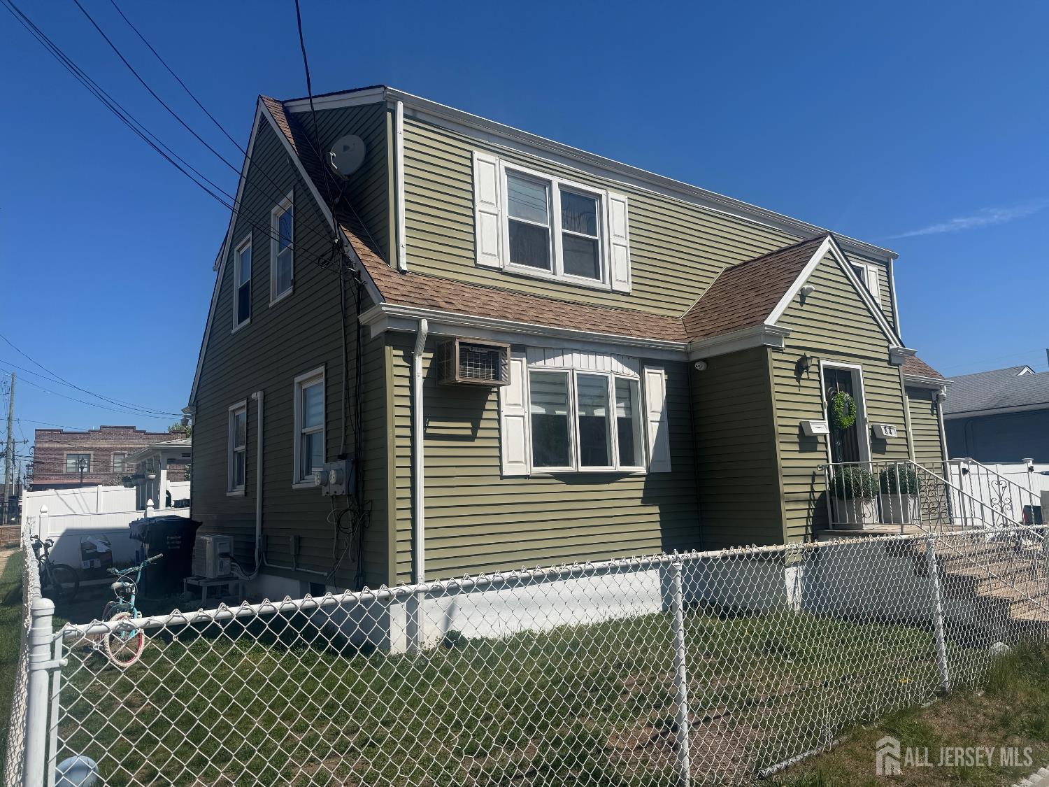 1727 Park St, Rahway City, NJ, 07065-5209