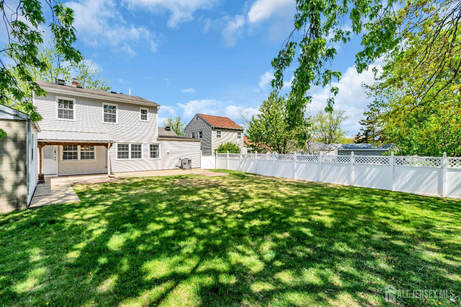 52 Walnut, Edison, NJ, 08817