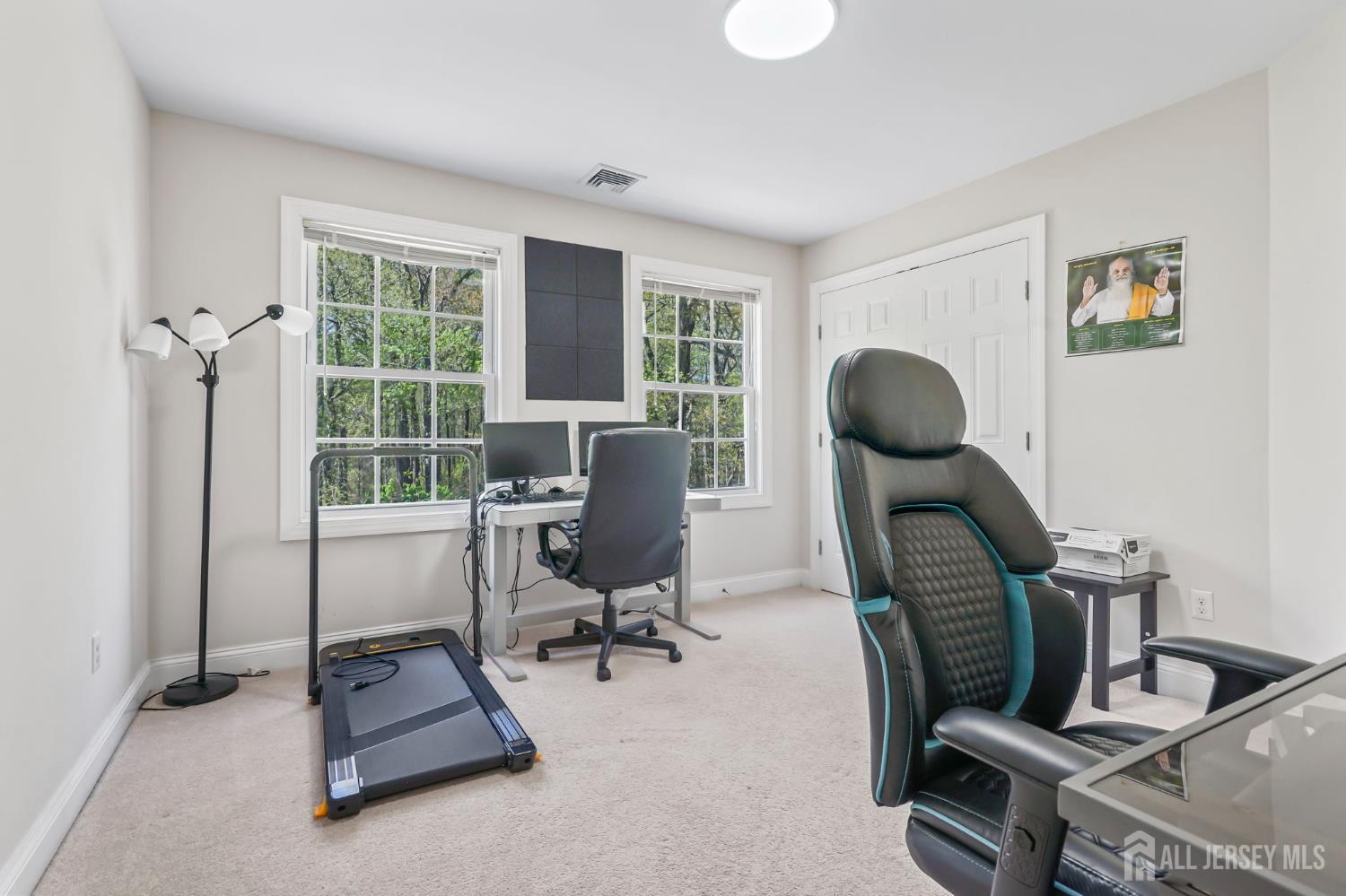 39 Friendship, Cranbury, NJ, 08512