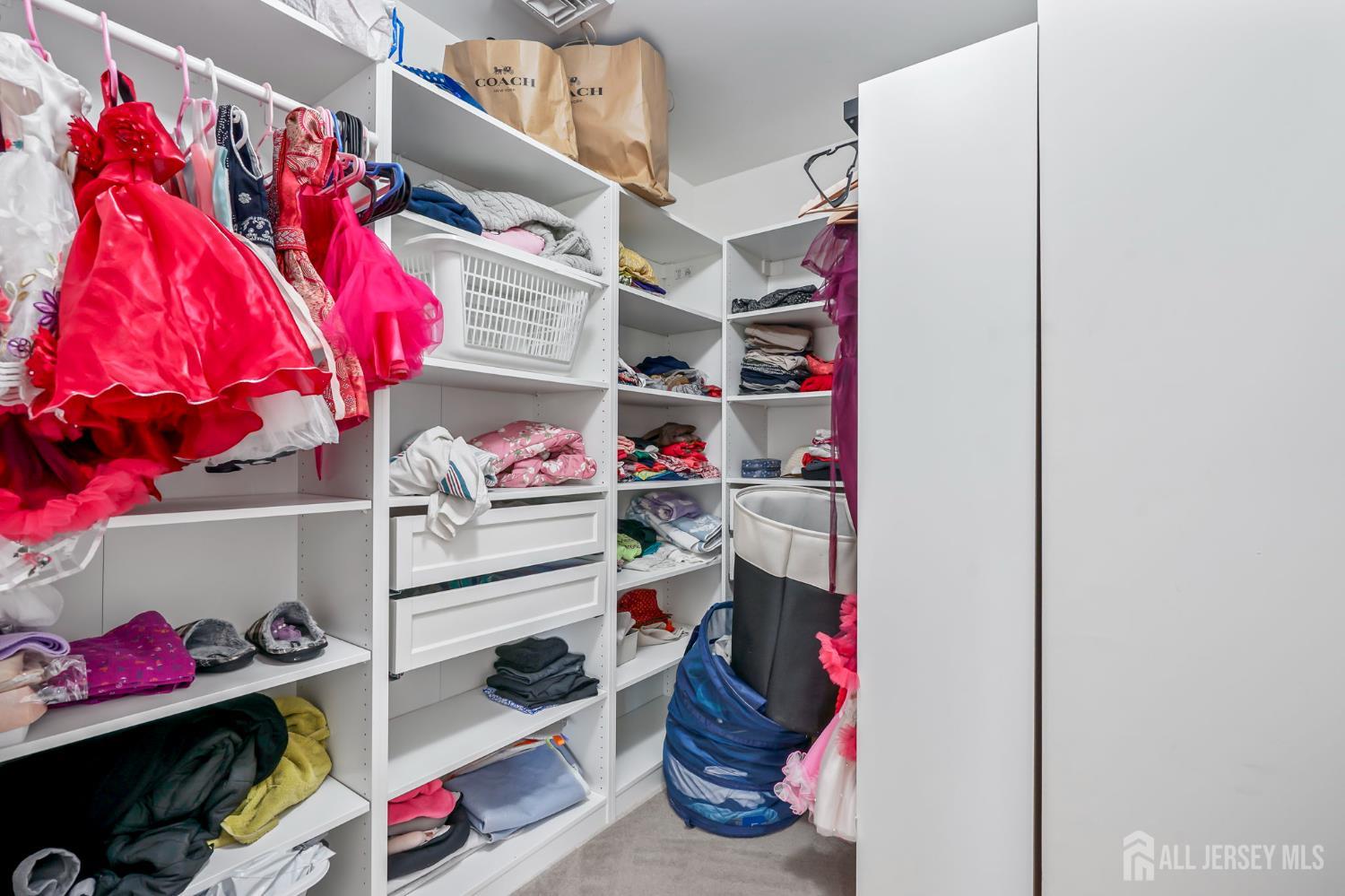 39 Friendship, Cranbury, NJ, 08512