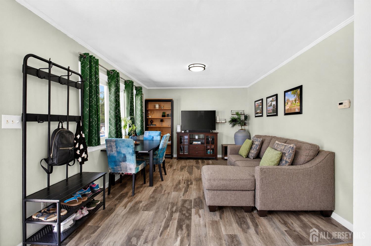 43 Buttonwood, Sayreville, NJ, 08859