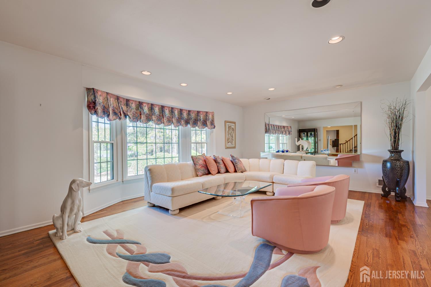 8 Woodmere, North Brunswick, NJ, 08902