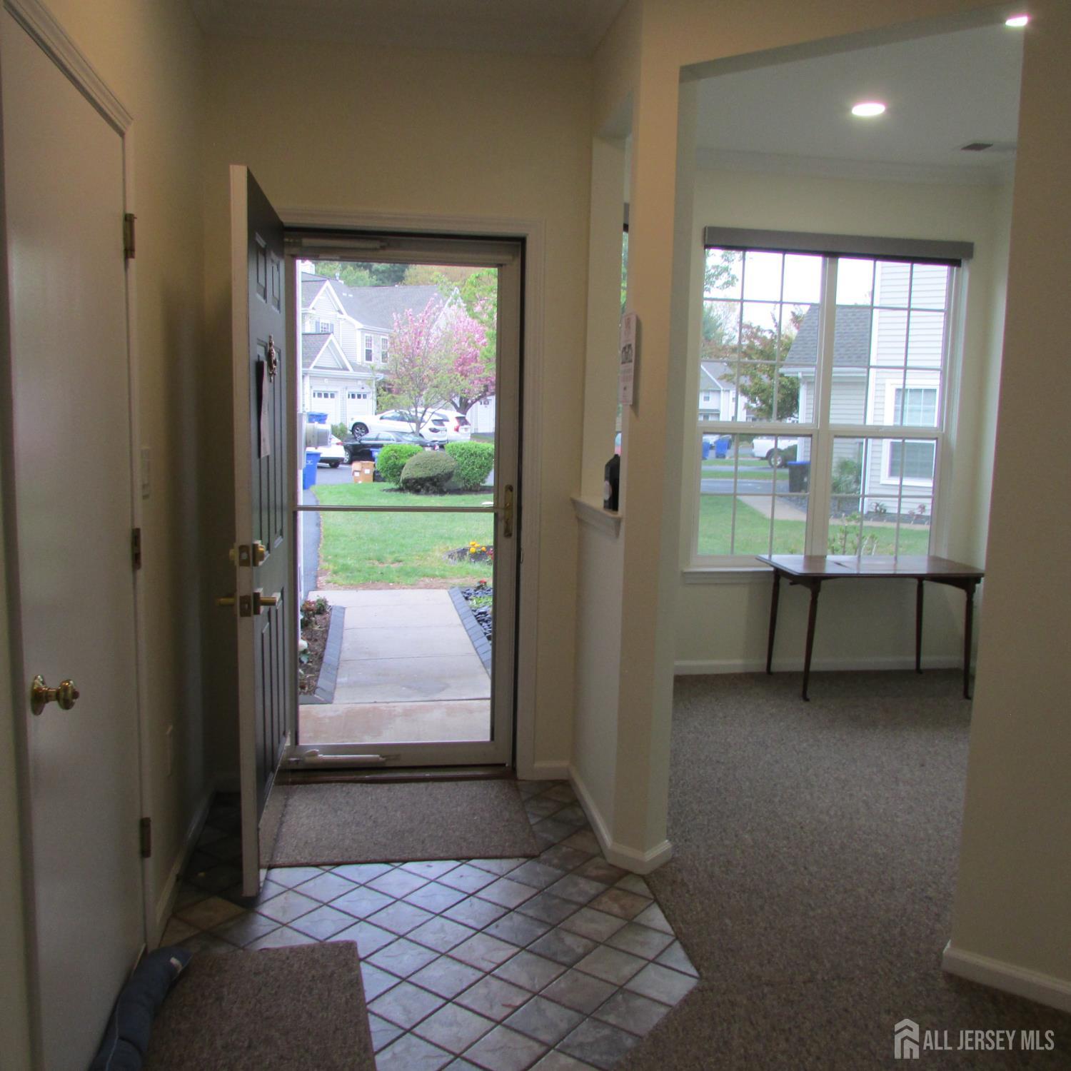 29 Tall Oaks, Parlin, NJ, 08859