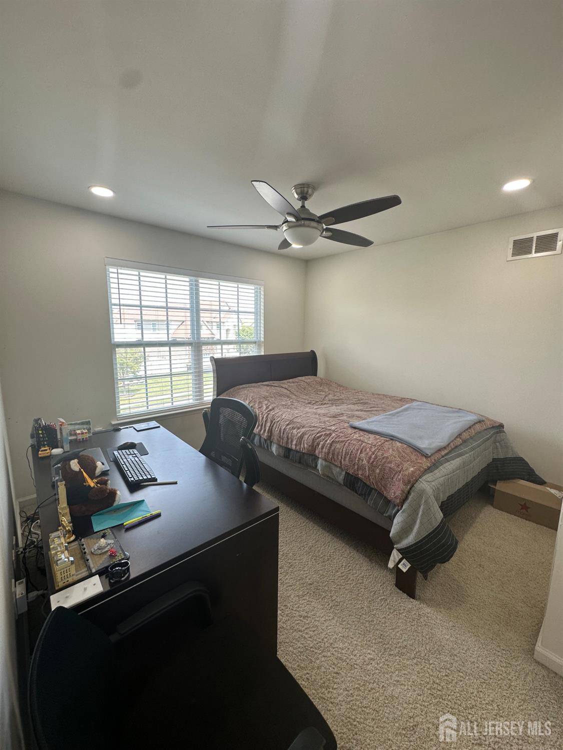 25 Eddington, Monroe, NJ, 08831