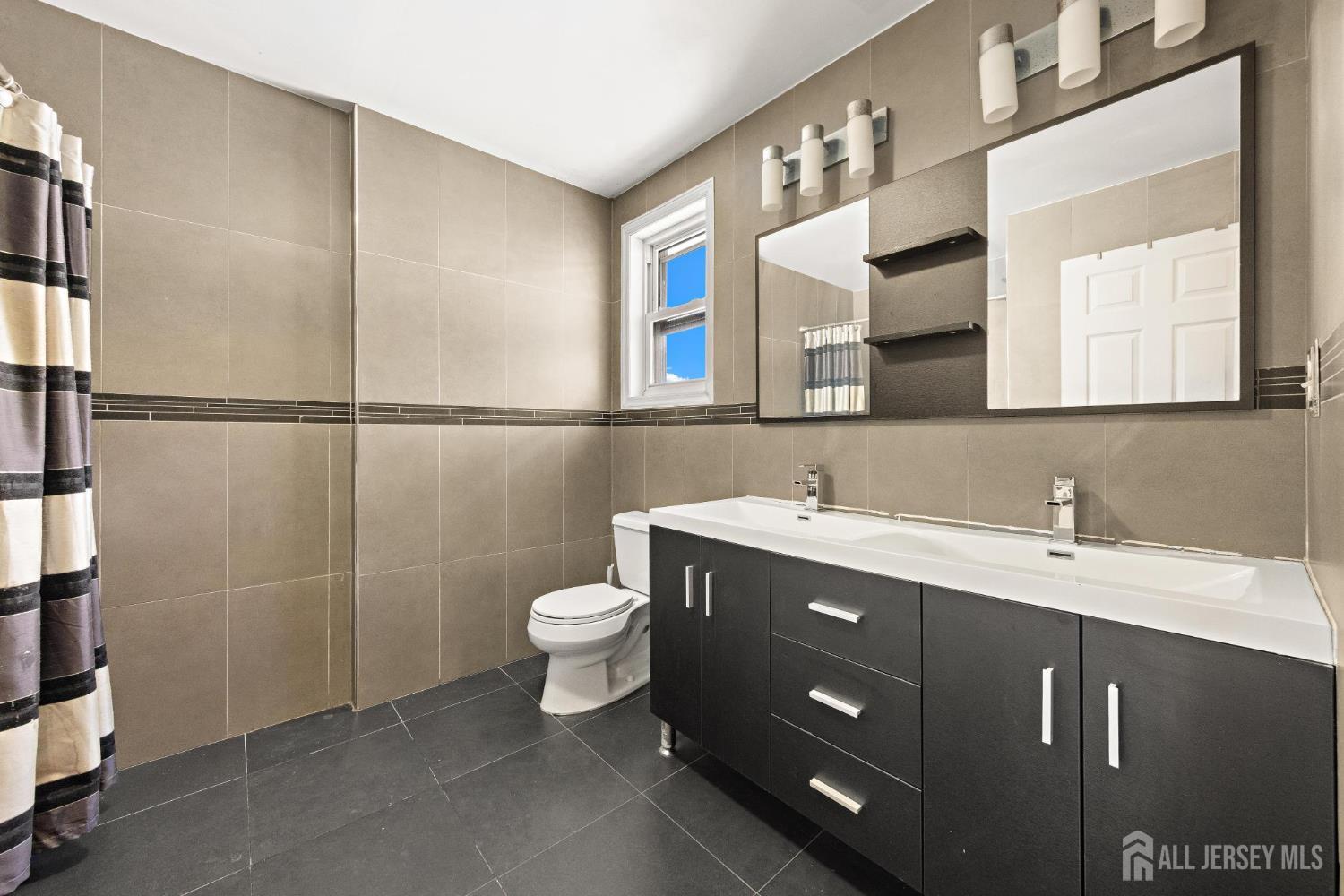 345 Henry, South Amboy, NJ, 08879