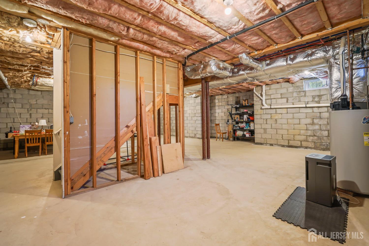 39 Friendship, Cranbury, NJ, 08512