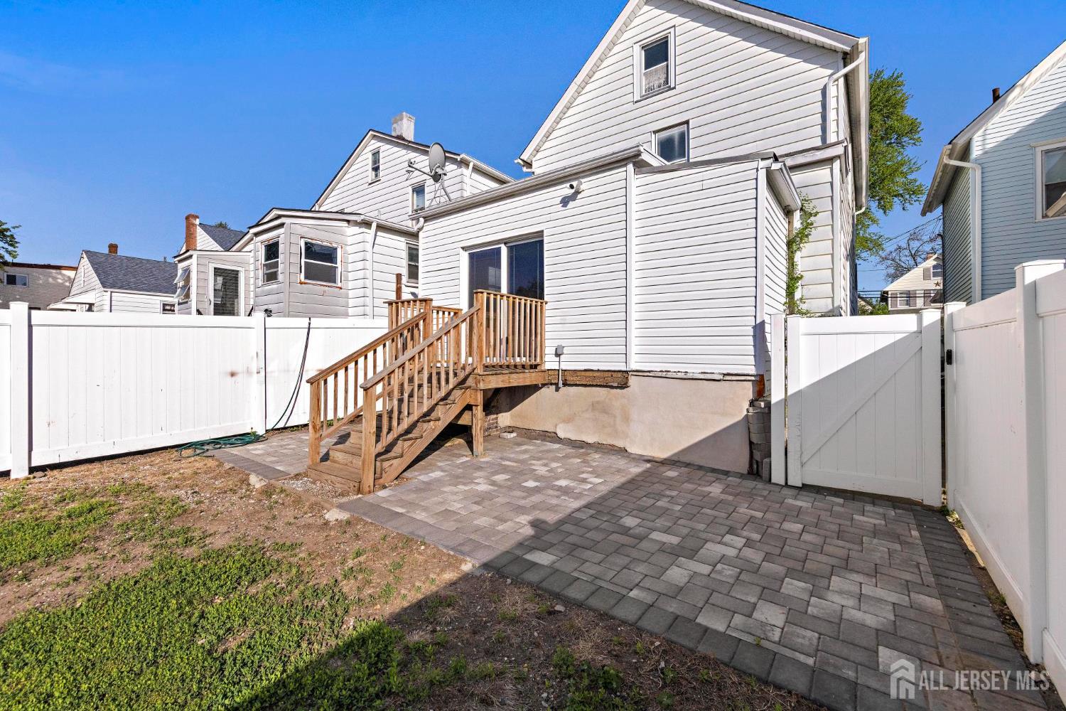 345 Henry, South Amboy, NJ, 08879