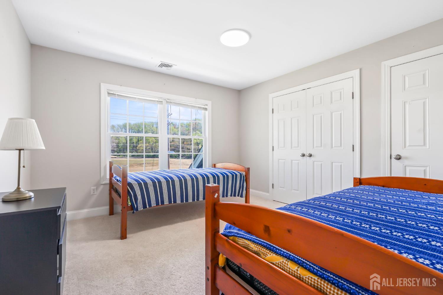 39 Friendship, Cranbury, NJ, 08512