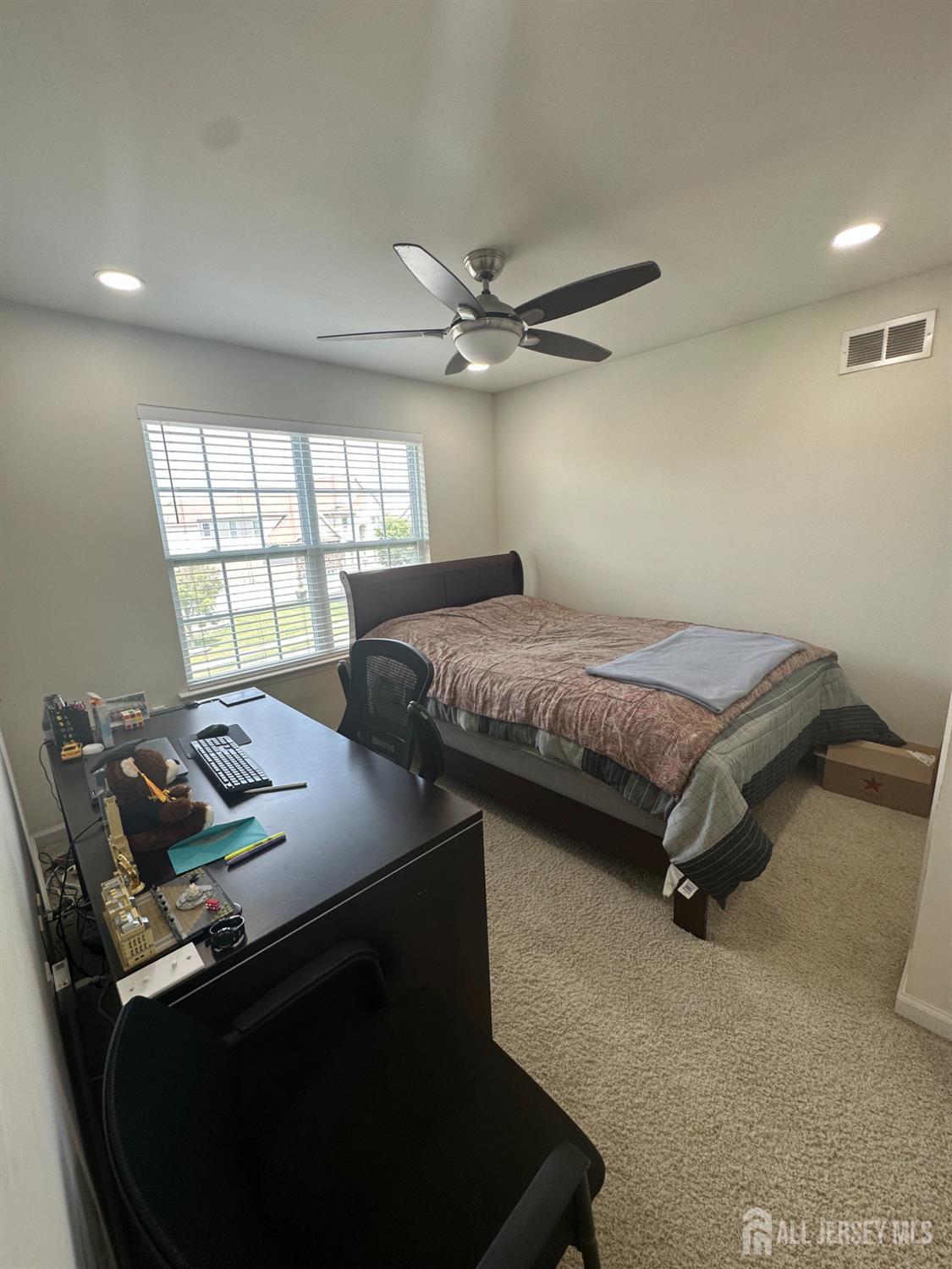 25 Eddington, Monroe, NJ, 08831