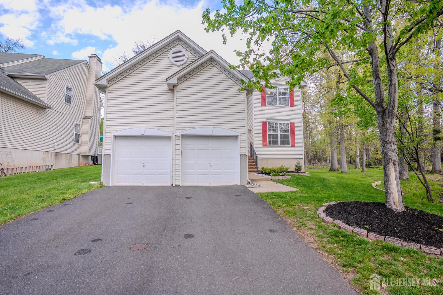 23 Huntley, Bridgewater, NJ, 08807