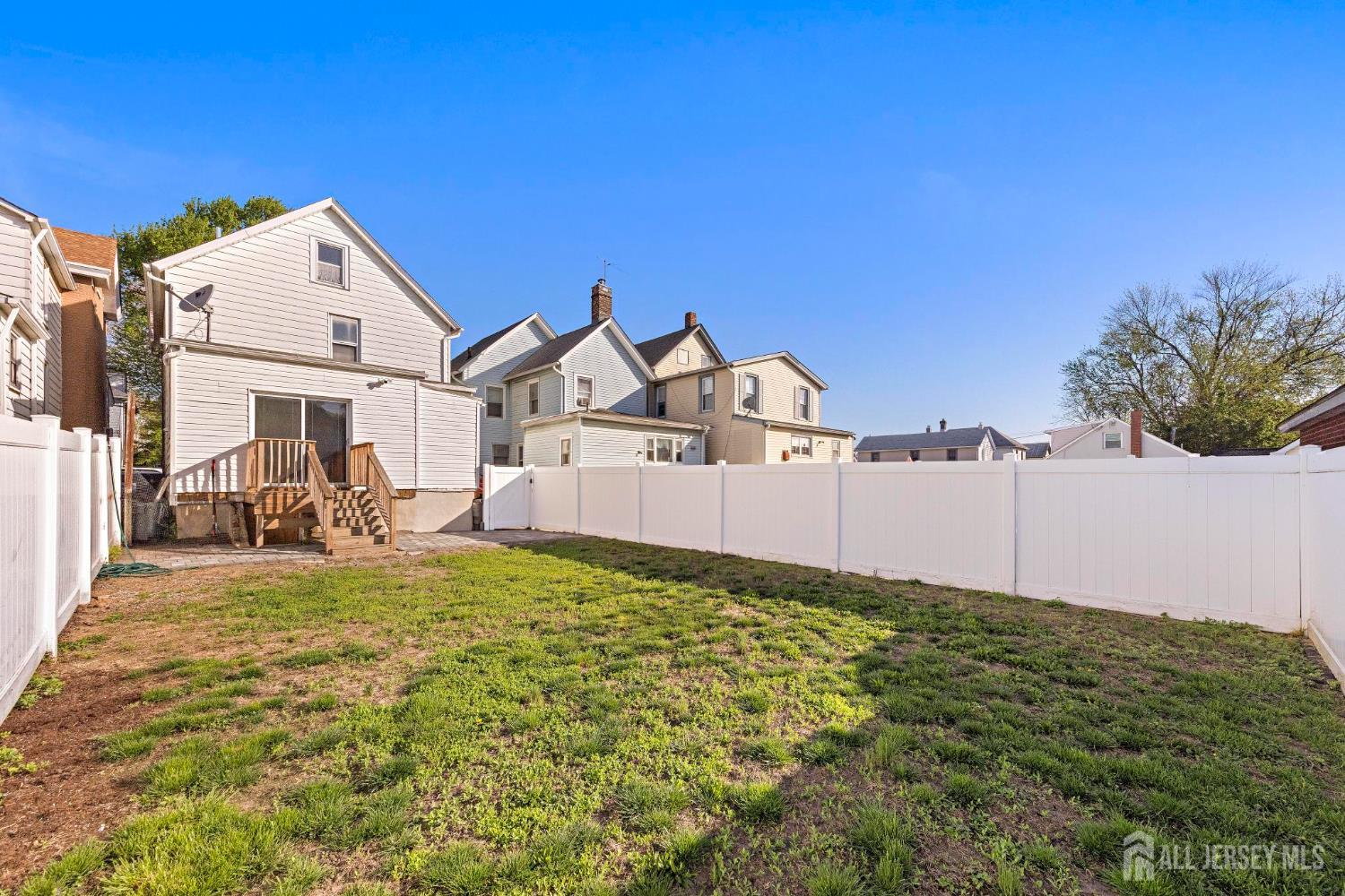 345 Henry, South Amboy, NJ, 08879