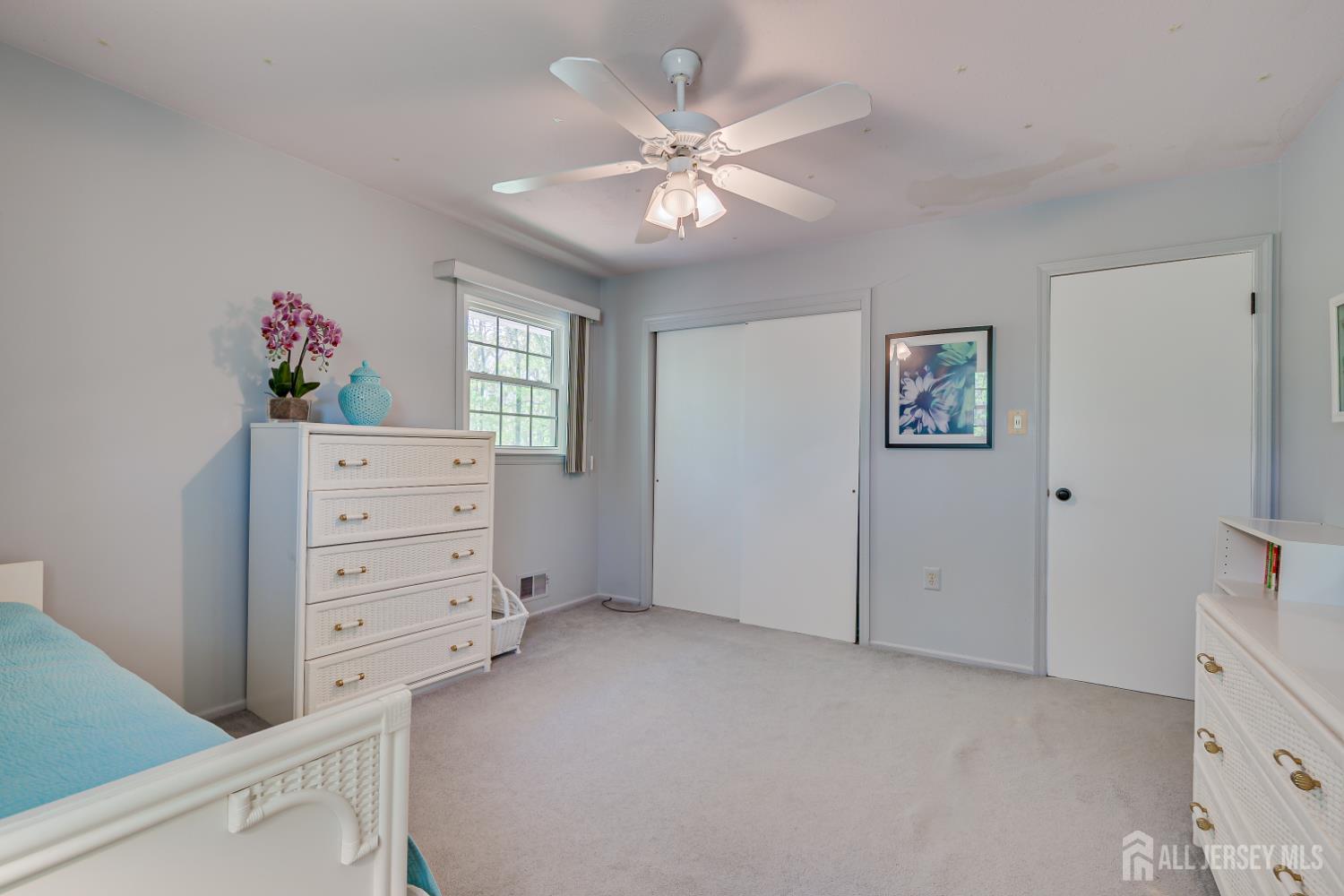 8 Woodmere, North Brunswick, NJ, 08902