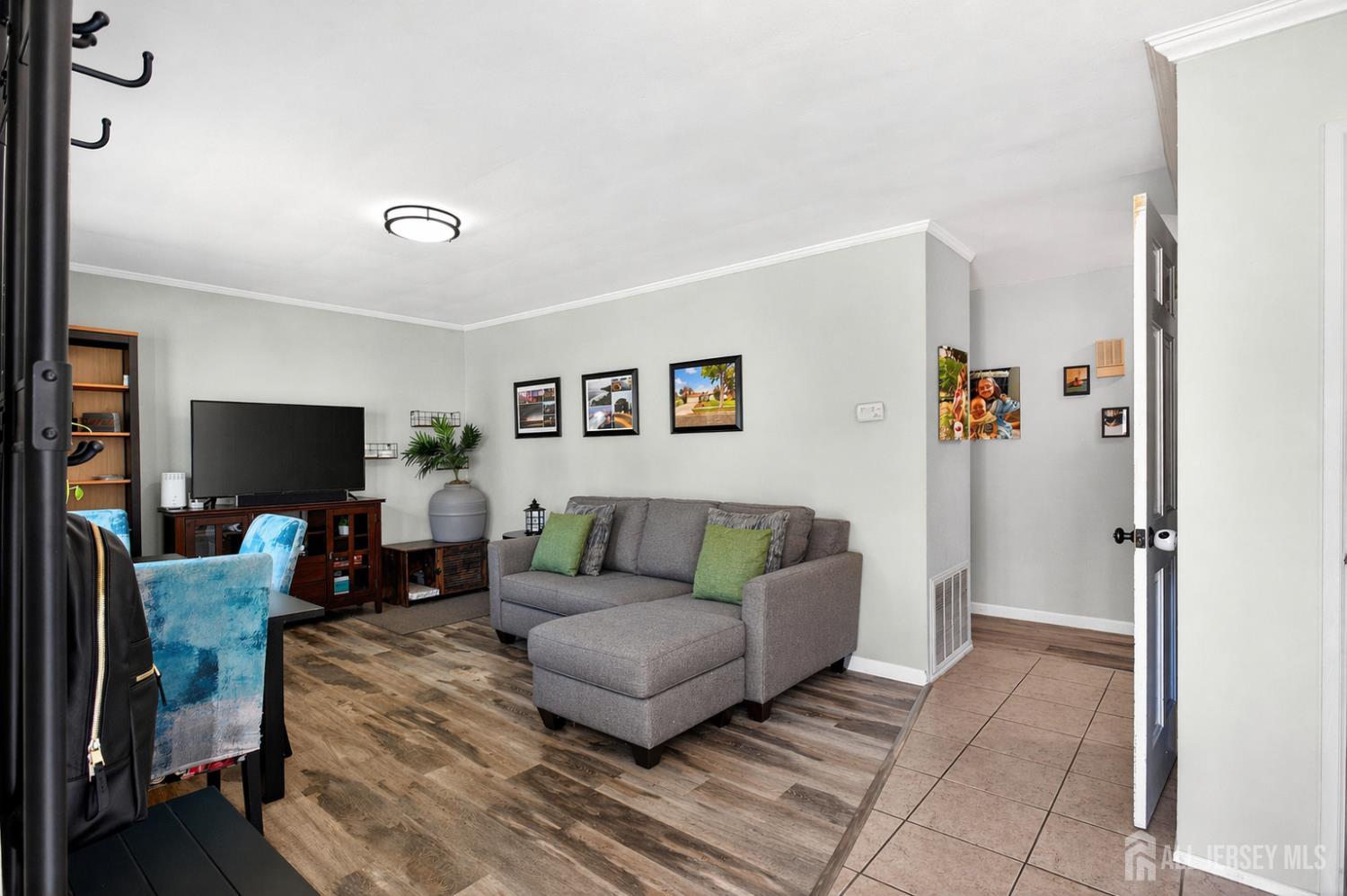 43 Buttonwood, Sayreville, NJ, 08859