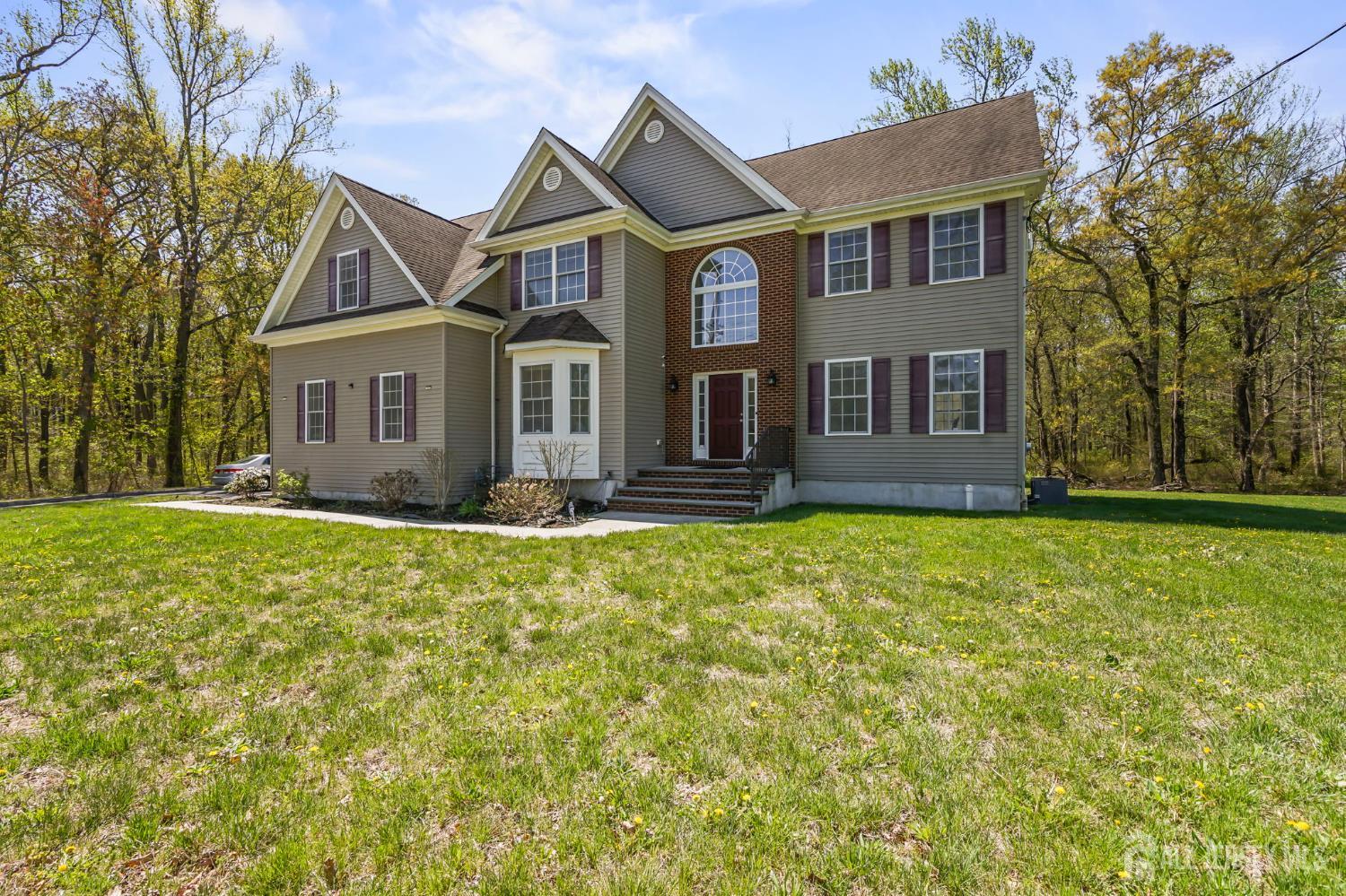 39 Friendship, Cranbury, NJ, 08512