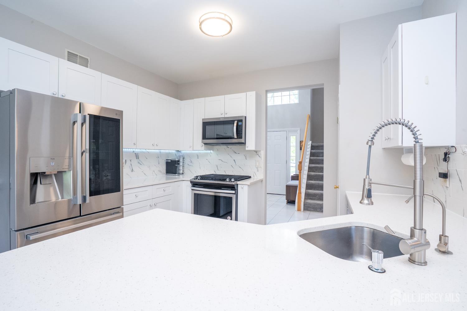 23 Huntley, Bridgewater, NJ, 08807