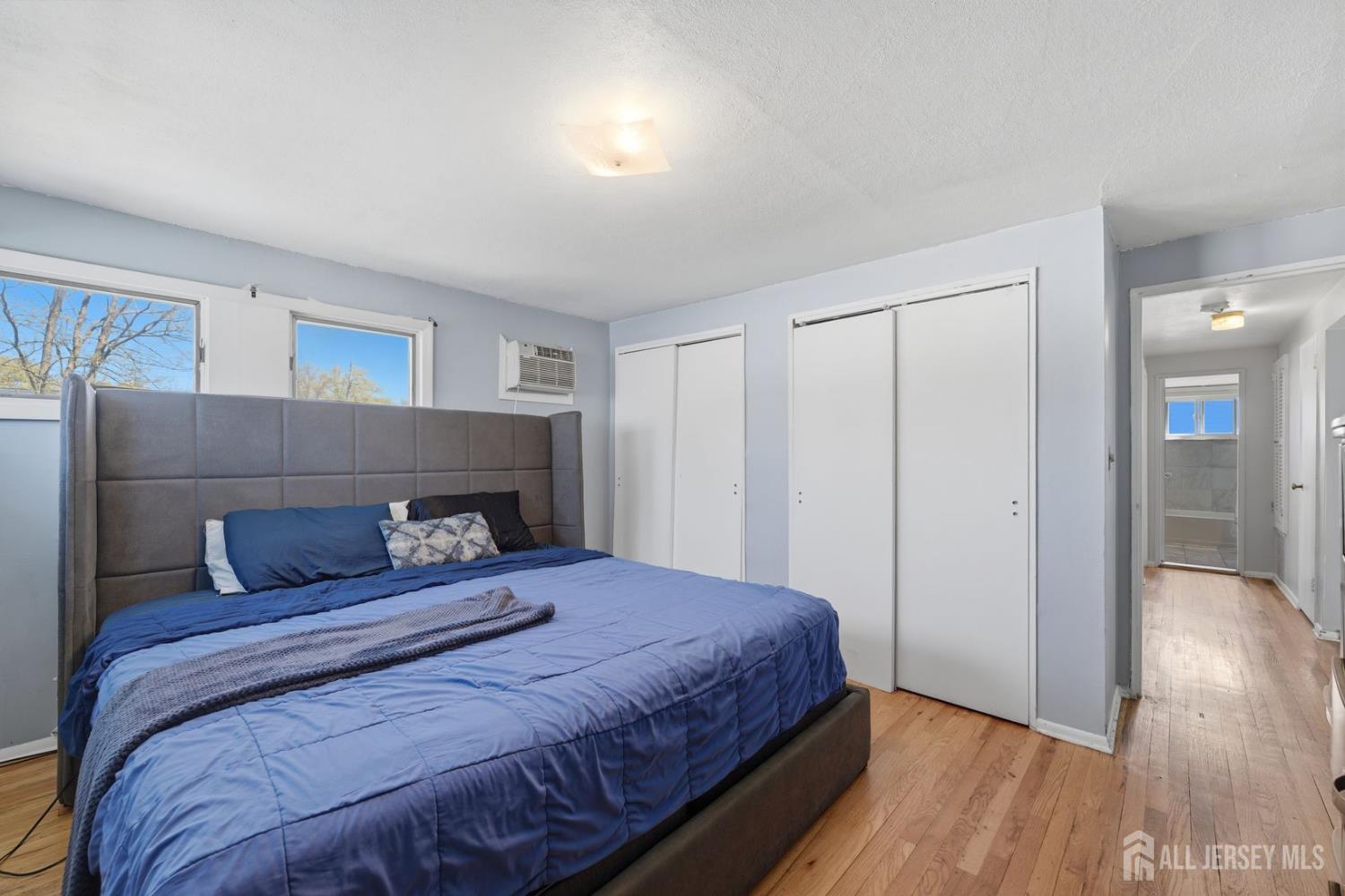 86 Westminster, Colonia, NJ, 07067