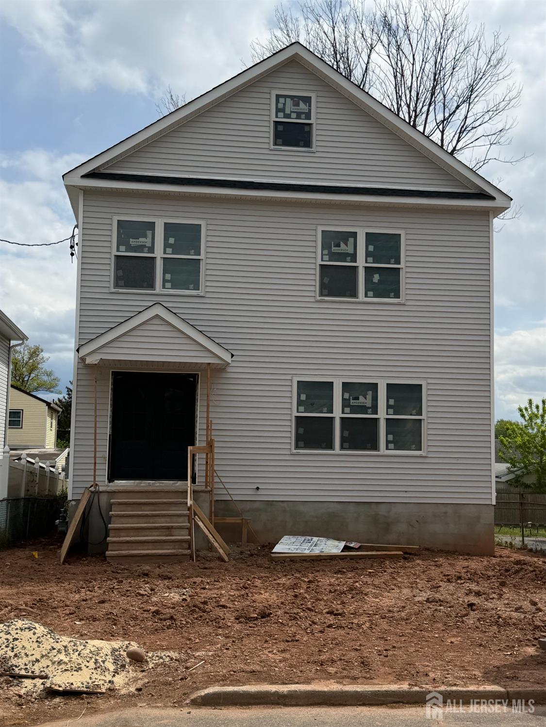 Homes for Sale in Iselin, NJ