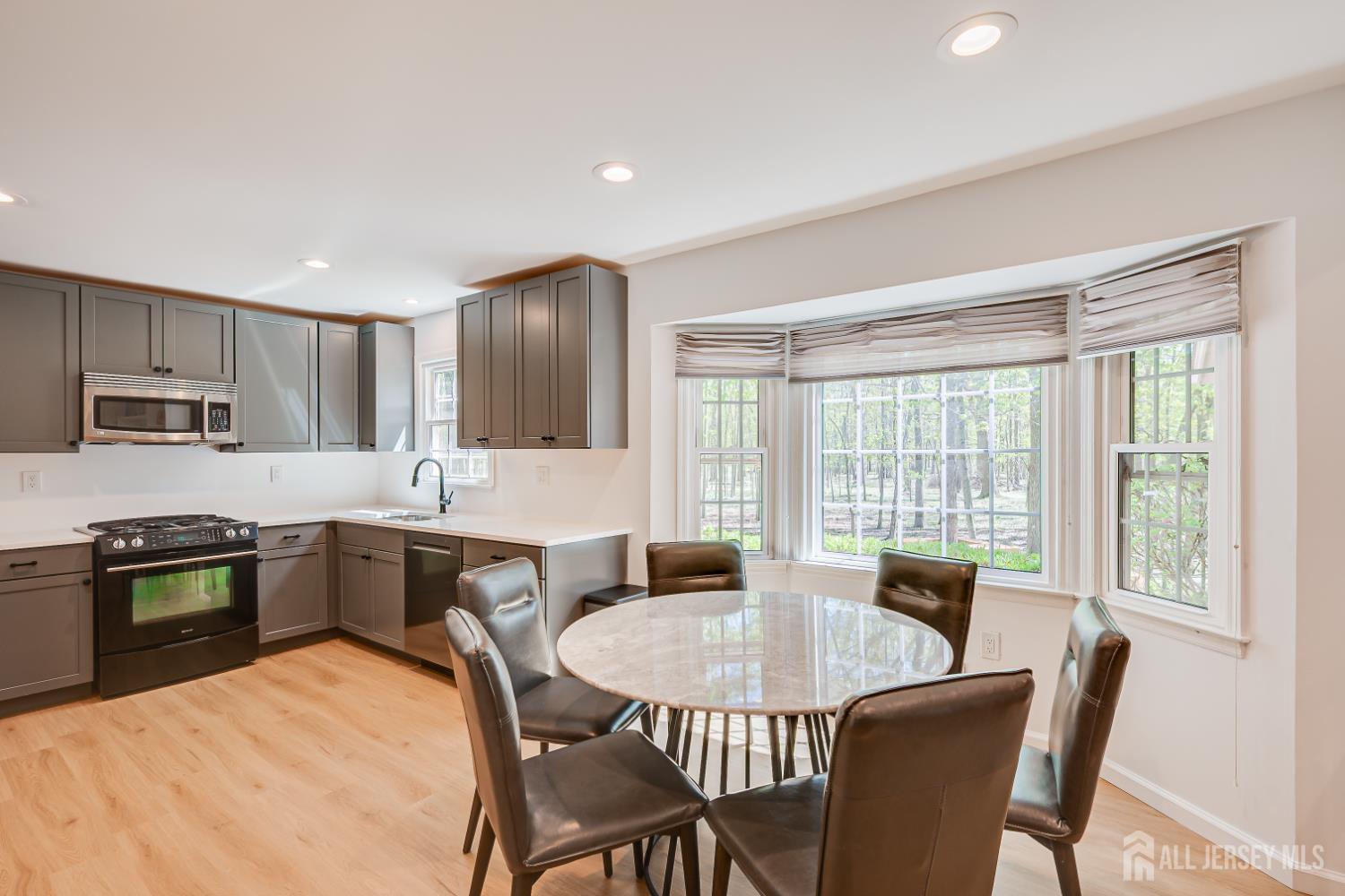 8 Woodmere, North Brunswick, NJ, 08902