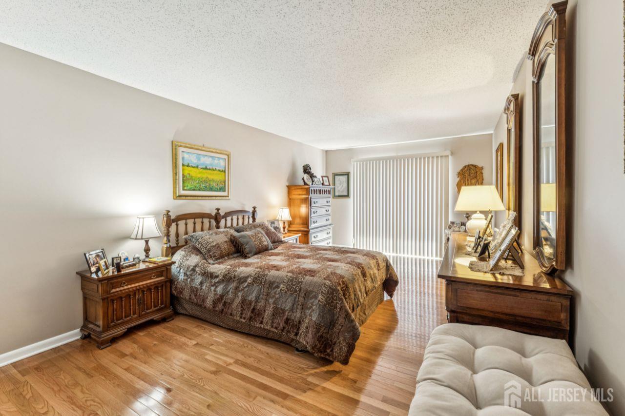 75 Linda, Edison, NJ, 08820