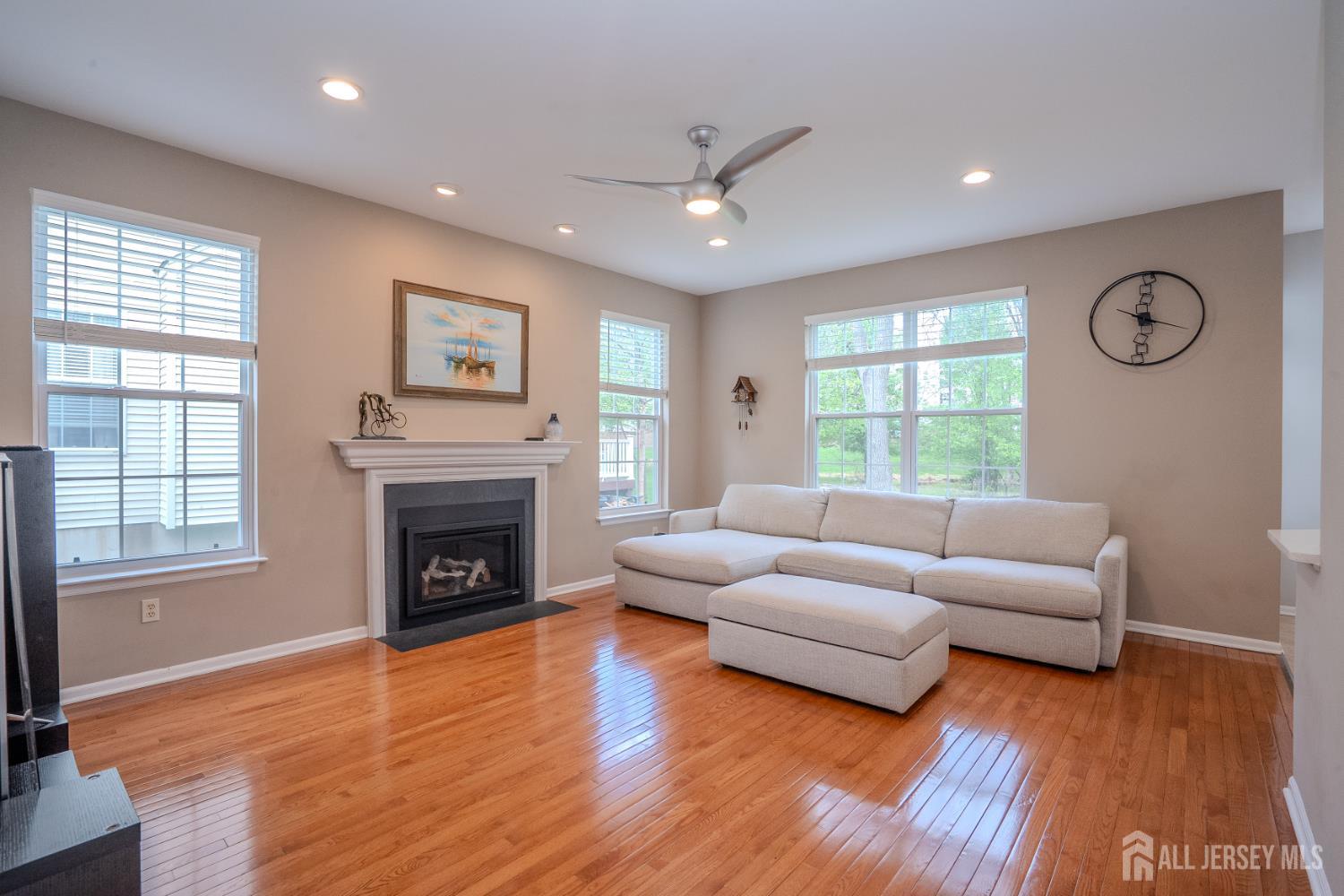 23 Huntley, Bridgewater, NJ, 08807