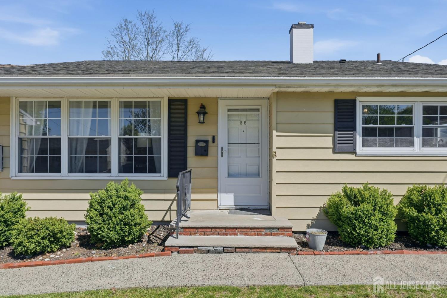 86 Westminster, Colonia, NJ, 07067