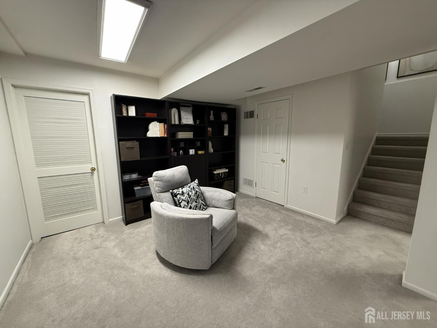 73 Heather, South Brunswick, NJ, 08852