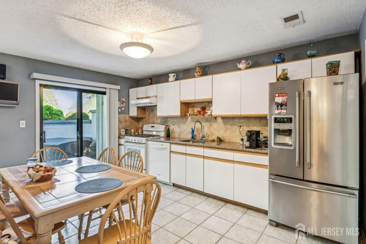 75 Linda, Edison, NJ, 08820