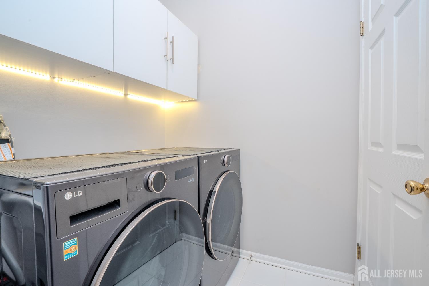 23 Huntley, Bridgewater, NJ, 08807