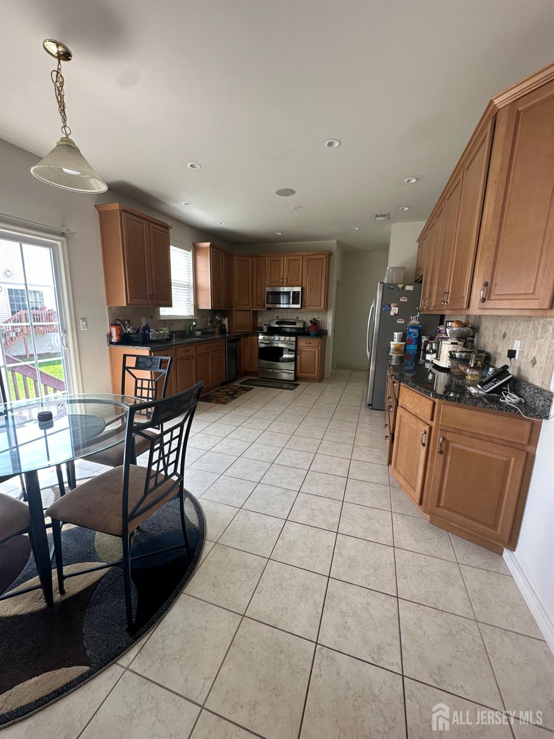 25 Eddington, Monroe, NJ, 08831