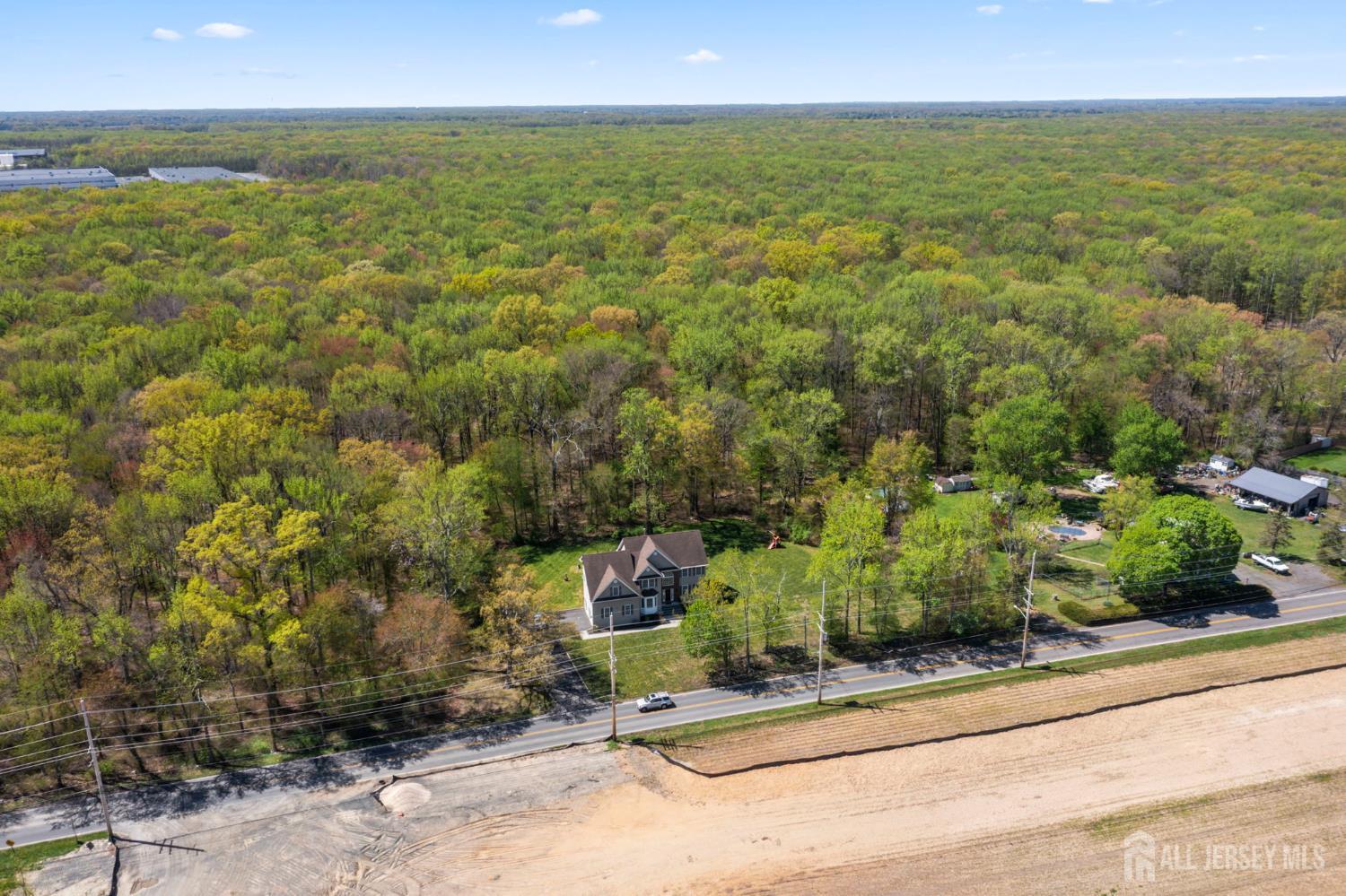 39 Friendship, Cranbury, NJ, 08512