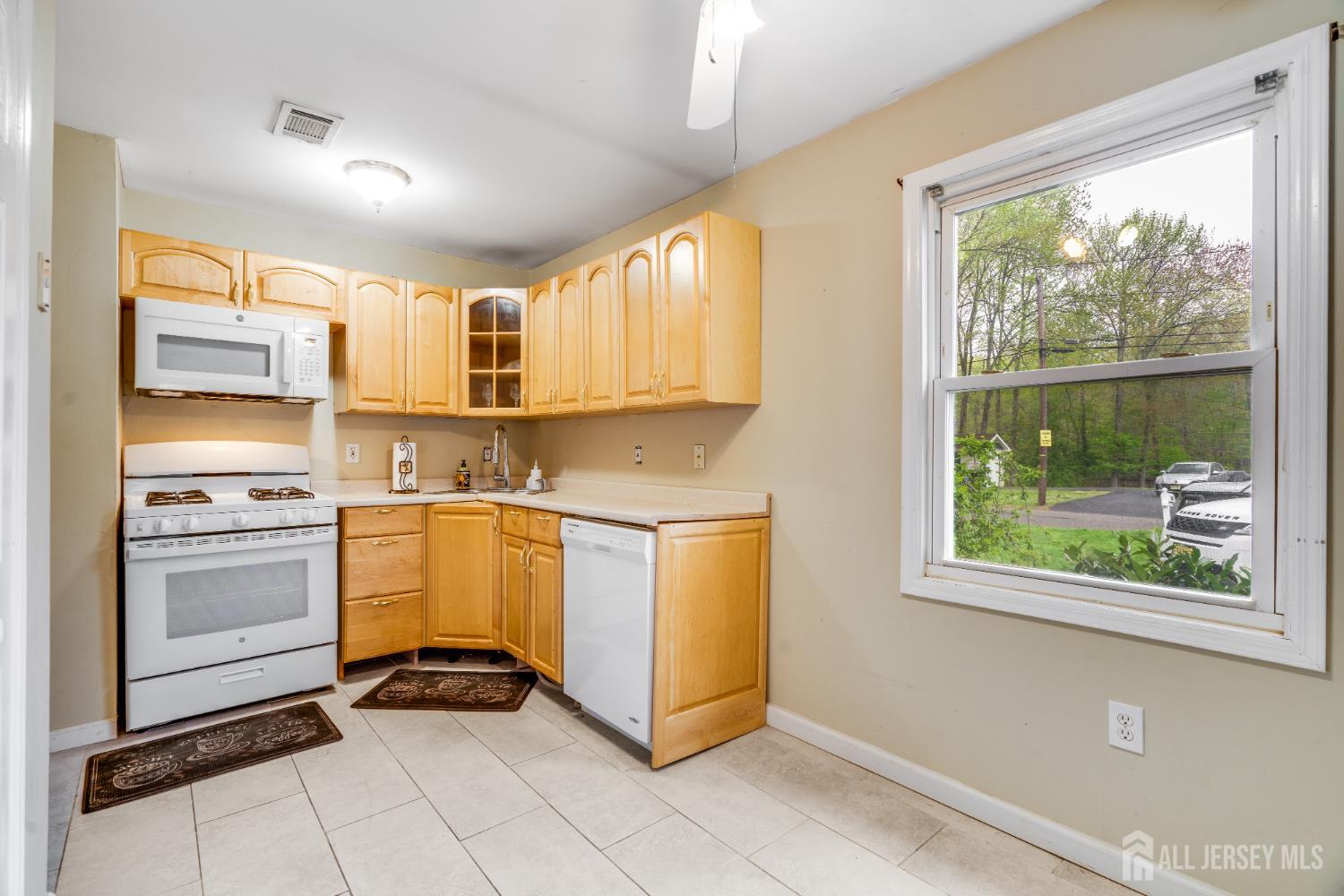 2502 Linder, North Brunswick, NJ, 08902